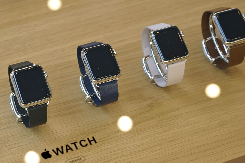 「Apple Watch」はどれを選ぶべきか？ どちらの手に巻くべきか？ (1/3) - ITmedia PC USER