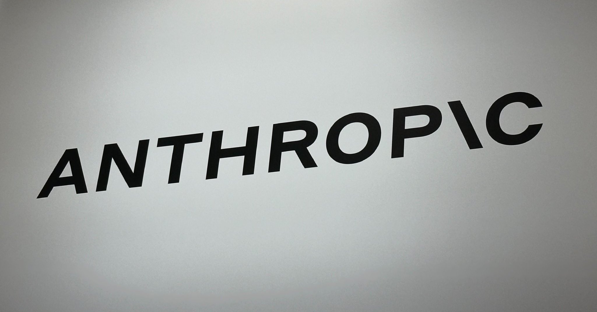 Anthropic's Claude Mythos 5 resumes limited US availability