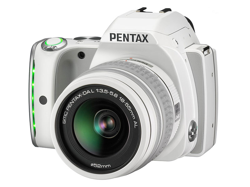 リコー、コンパクトサイズのデジタル一眼レフ「PENTAX K-S1」を発表：ボディライトインタフェース搭載 - ITmedia NEWS