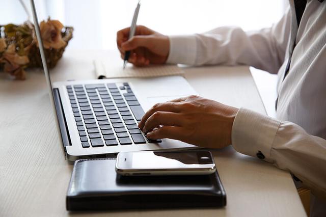 商談管理はエクセルでできる?のメインビジュアル