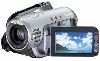 Sony HDR-HC3 ハンディカム HDV 1080 手のひらサイズでハイビジョン撮影――ソニー HDVハンディカム「HDR-HC3