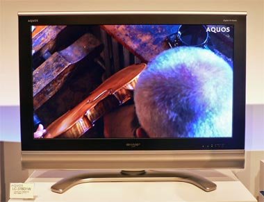 一人暮らしに最適な液晶テレビって？（画像）（2/2枚目） - ITmedia NEWS