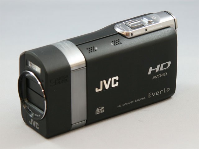 JVC Everio フルHDビデオカメラ さまざまなニーズに応える1台――超軽量フルHDビデオカメラ“Everio”「GZ
