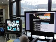 会場ではTwitterによる応援も展示されていた。観客の多くもTwitterを見ており、情報は非常に早く伝わる