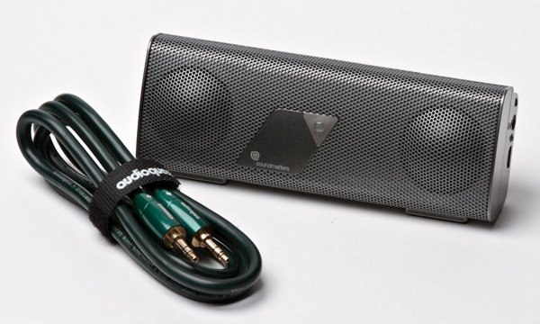 DMR、Bluetooth対応のポータブルスピーカー「foxL V2 スピーカー