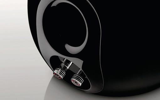 フィリップス、曲線が美しいAirPlay対応スピーカー「DS9800W」など3