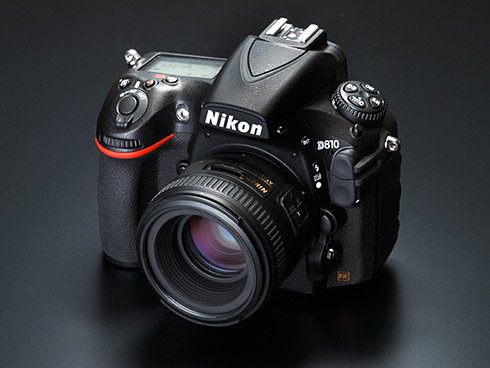 D810