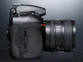 D810