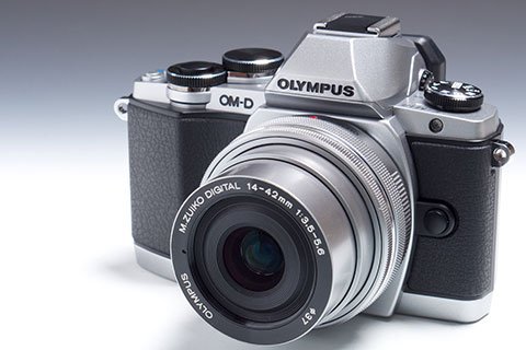 OM-D E-M10