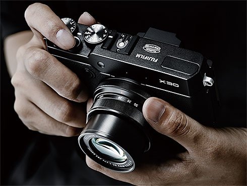 FUJIFILM X30