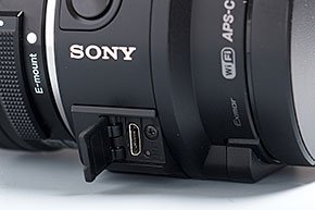 ILCE-QX1