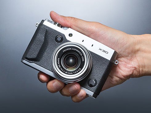 FUJIFILM X30