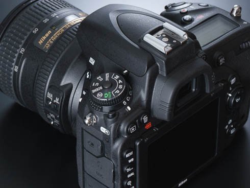 D750