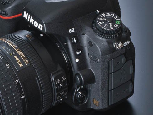 D750