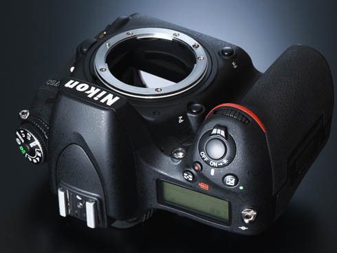 D750