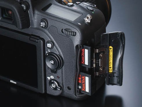 D750