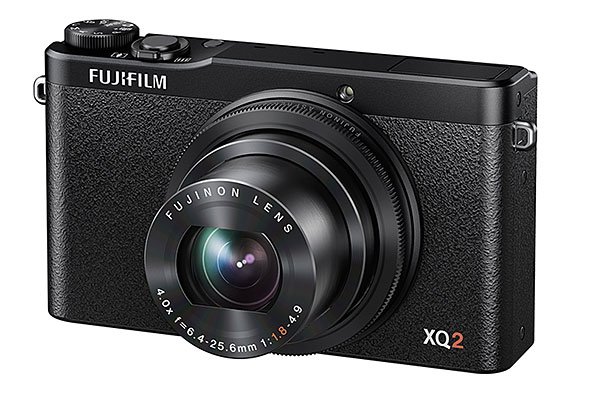 FUJIFILM XQ2