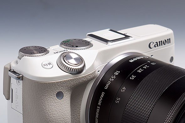 EOS M3