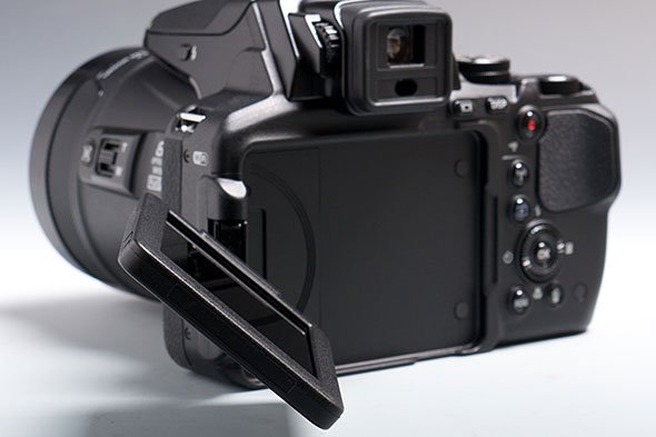 COOLPIX P900