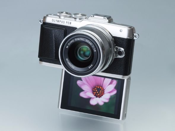 オリンパス「PEN Lite E-PL7」
