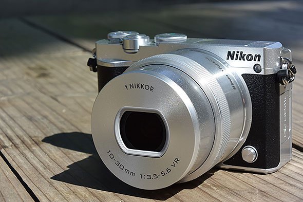 Nikon 1 J5