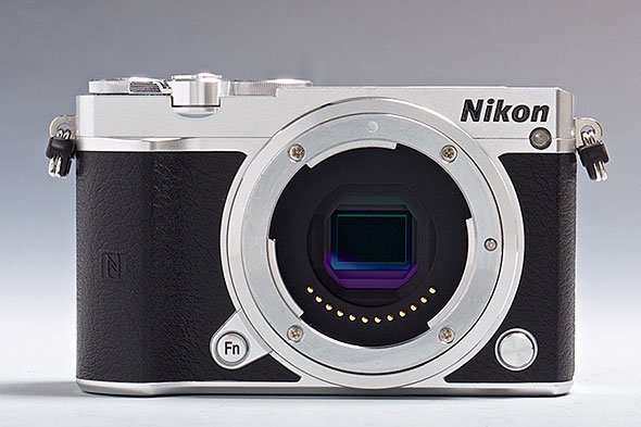 Nikon 1 J5