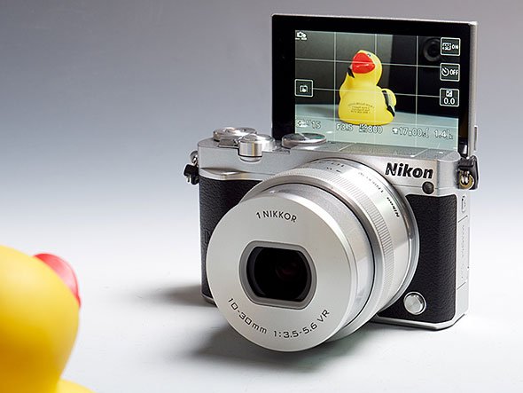 Nikon 1 J5