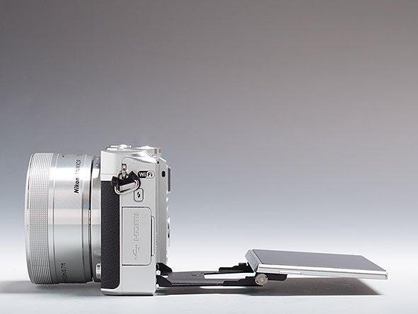 Nikon 1 J5