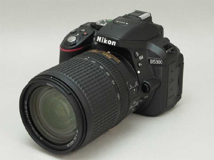 ニコン「D5300 18-140 VRレンズキット」が6週ぶりにトップ10入り（画像