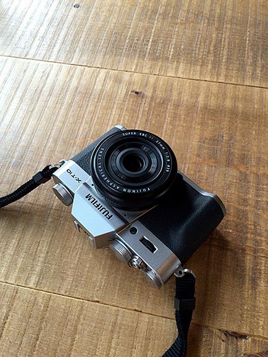FUJIFILM X-T10