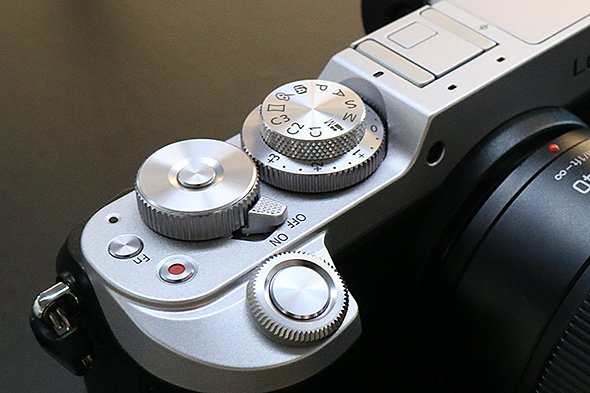 LUMIX DMC-GX8