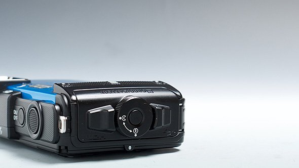 COOLPIX AW130