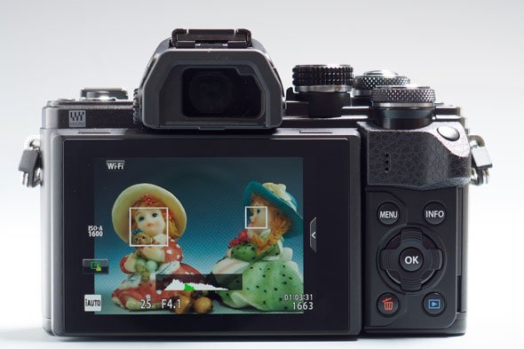 OM-D E-M10 Mark II