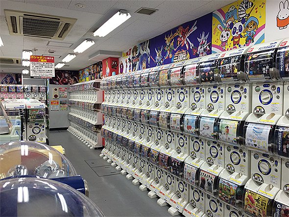 ヨドバシカメラ 新宿西口 ガシャポン館