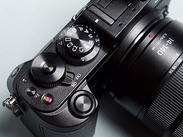 LUMIX DMC-GX8