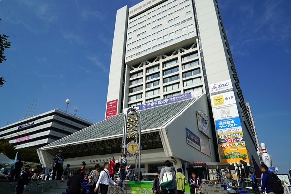 中野サンプラザ