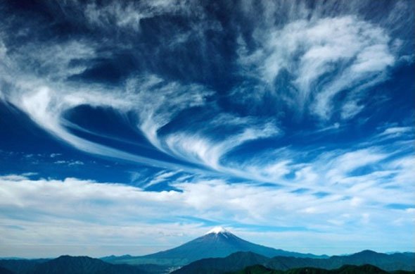 富士フォトネット（FPN）写真展「 富士―雲変幻― 」