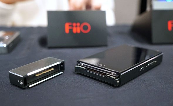 FiiO X7モジュールを取り外したところ