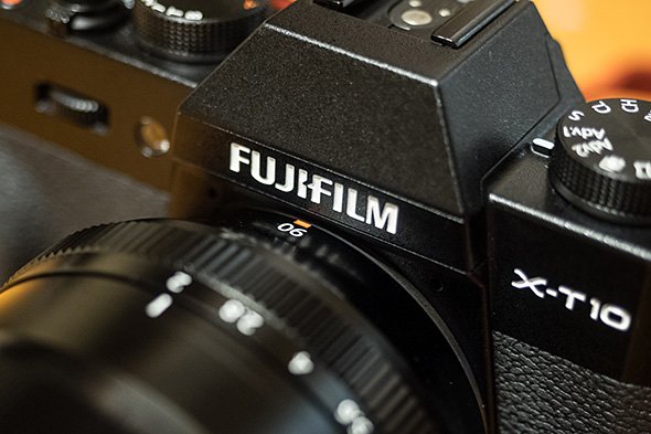 FUJIFILM X-T10