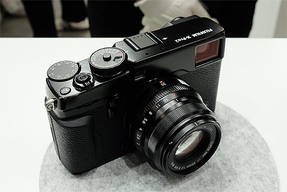 FUJIFILM X-Pro2