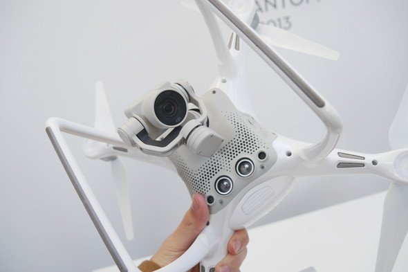 Phantom 4の裏面