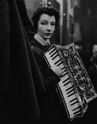 ロベール・ドアノー写真展「Les Leicas de Doisneau」