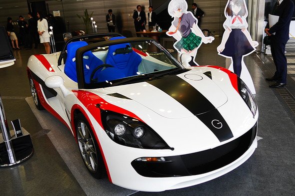 GLMがアニメ「ガッチャマン クラウズ」に登場する車を、TommykairaZZをベースに実写化した「GALAX-ZZ」