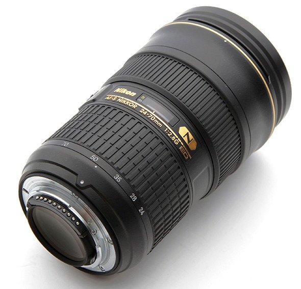 AF-S NIKKOR 24-70mm f/2.8G ED