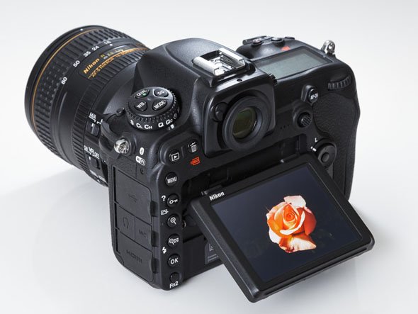 Nikon D500