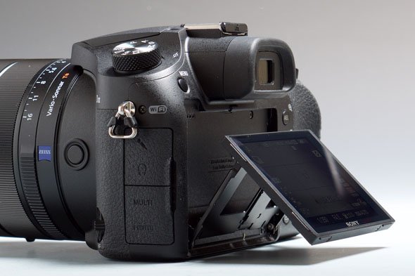 RX10M3