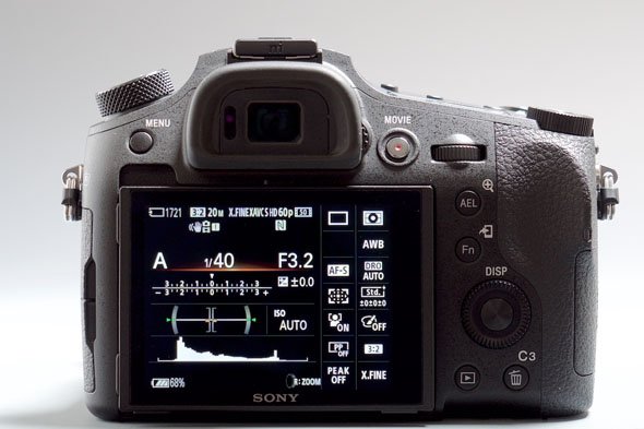 RX10M3