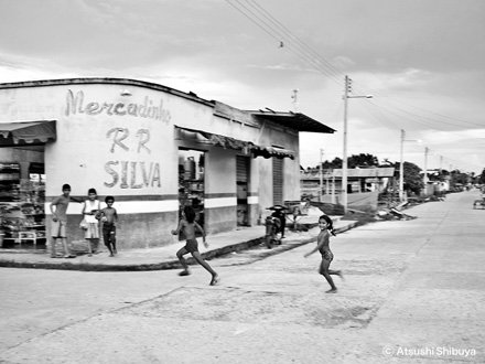 渋谷敦志 写真展「Saravá～Brazilian Journey～」