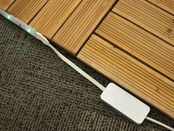 ライトリボン プラスの電源側