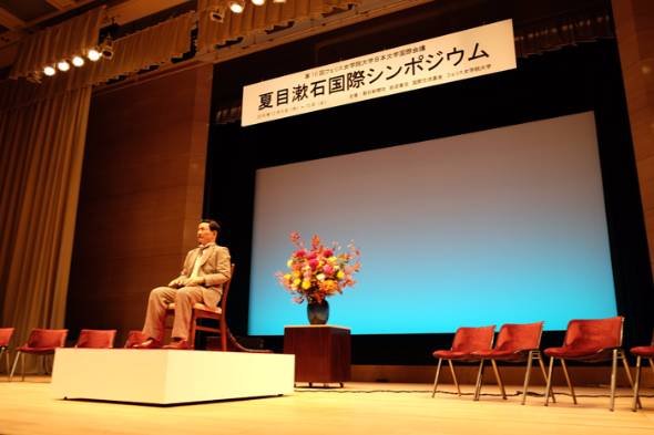 夏目漱石のロボット「漱石アンドロイド」